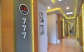 Lanta Hostel (Adults Only)